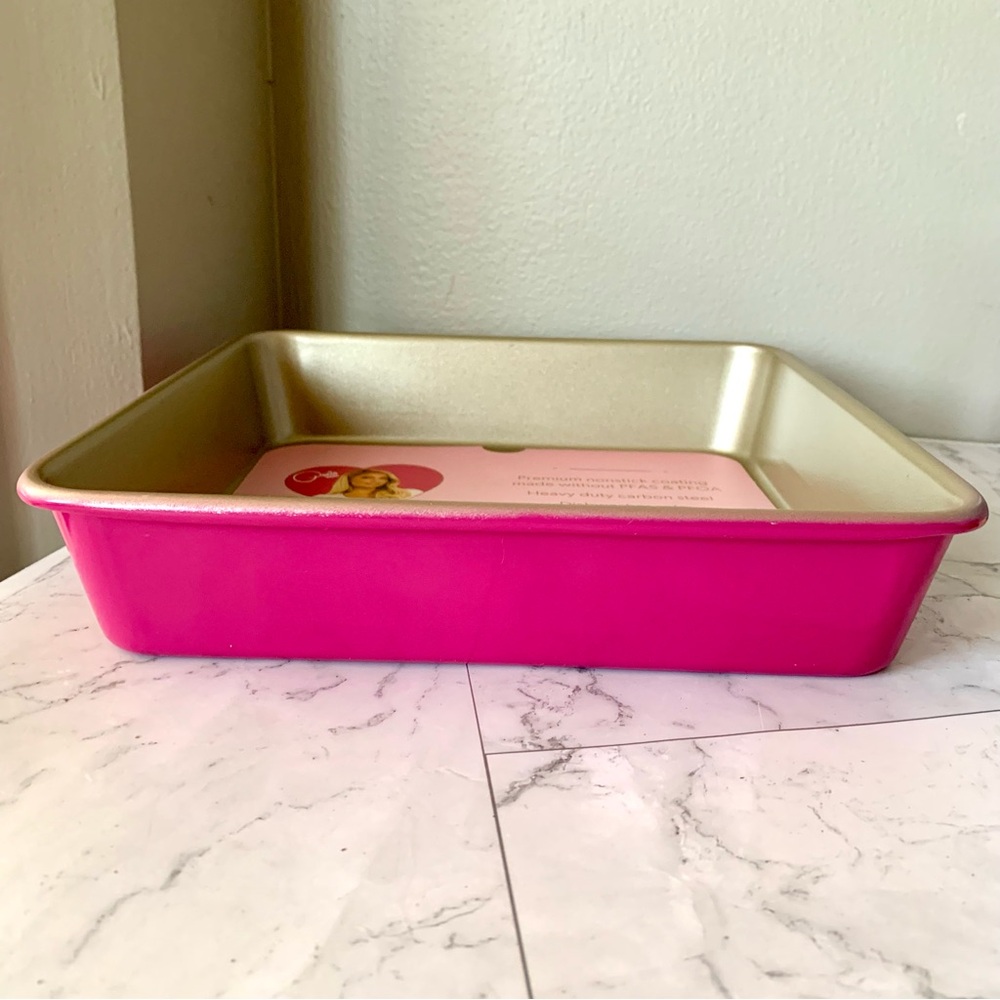 Paris Hilton Nonstick Carbon Steel  9-Inch Square Cake Pan